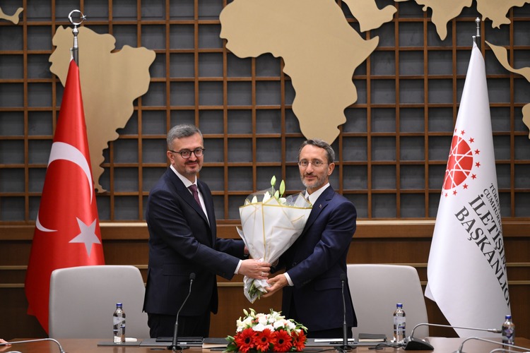 Cumhurbaşkanlığı İletişim Başkanı Duran, görevi devraldı