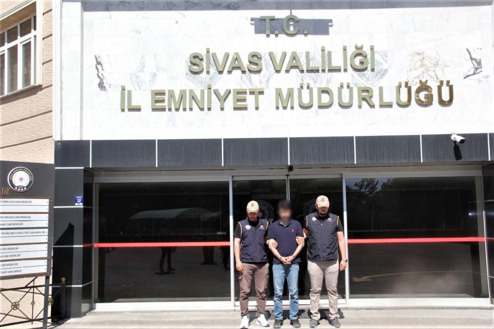 Firari casus Sivas'ta enselendi