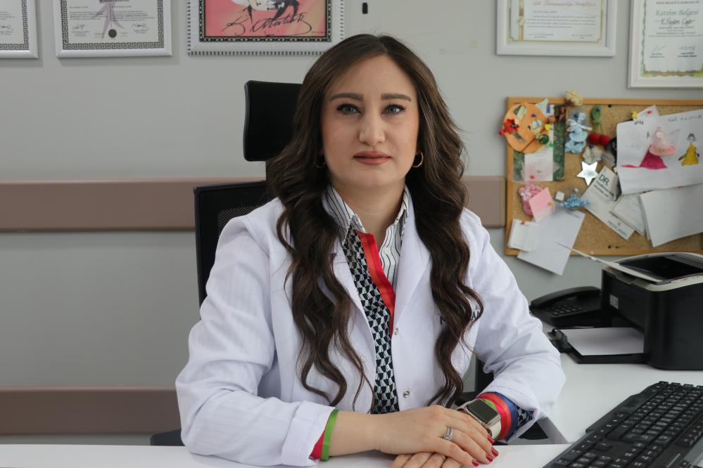 "Kendini Sürekli Kilo Hissedenler Dikkat! Anoreksiya Nervoza Nedir?"