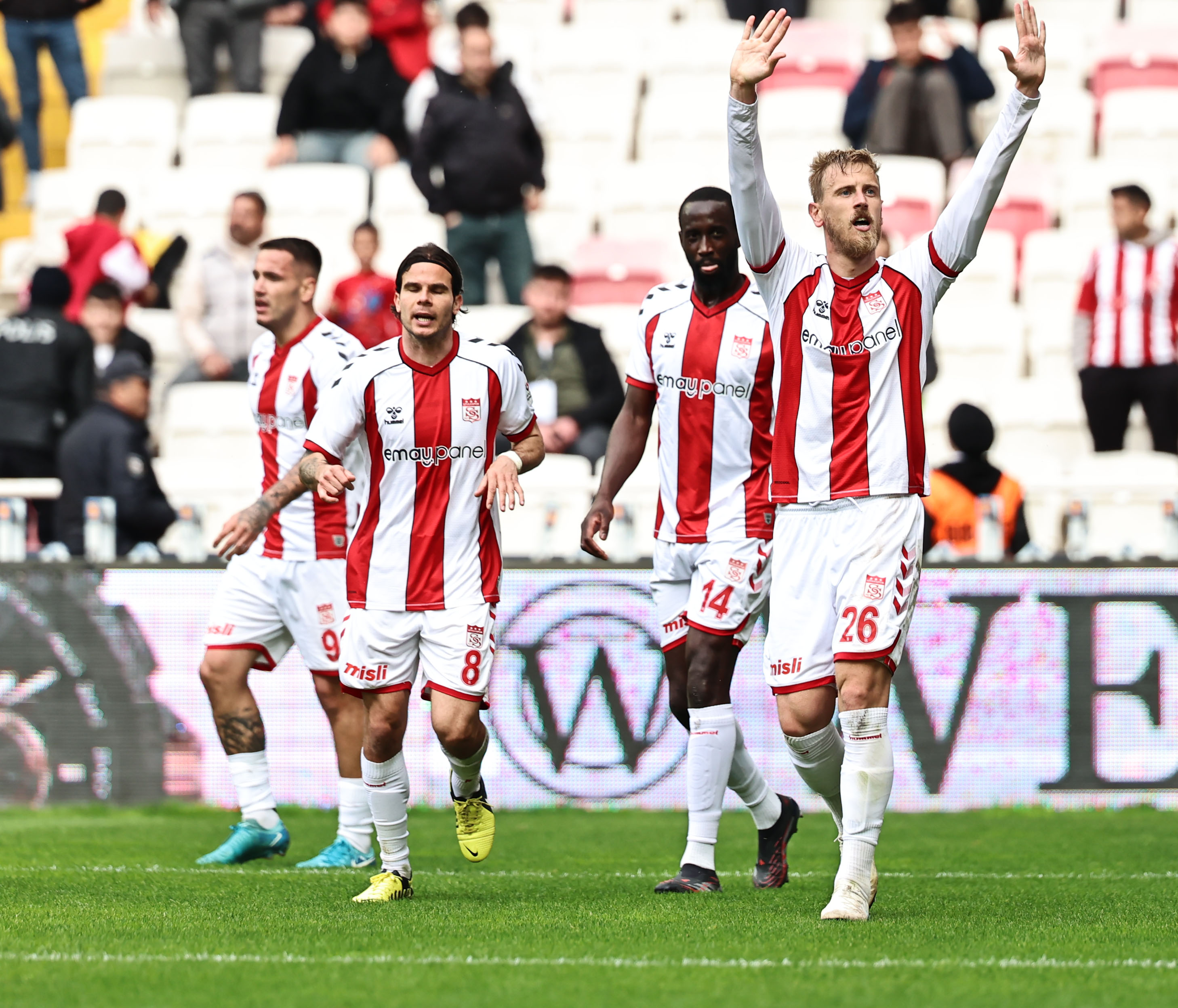 Sivasspor’da Hasret Sona Erdi