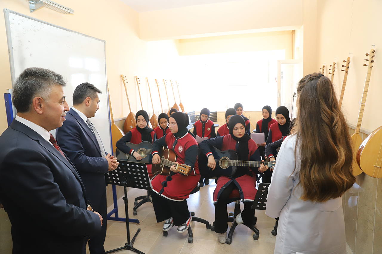 Ailelerimizle el ele vereceğiz