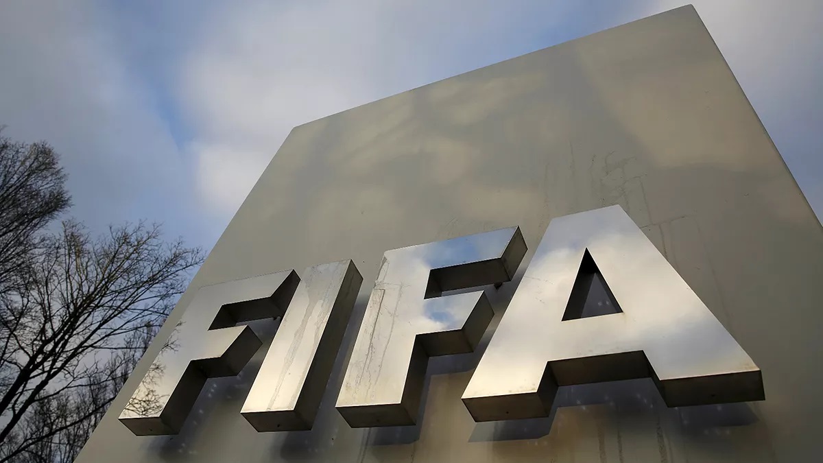 Kurbanoğlu’dan FIFA transfer yasağına net yanıt: “FIFA yasağı geçici, çözüm için çalışıyoruz”