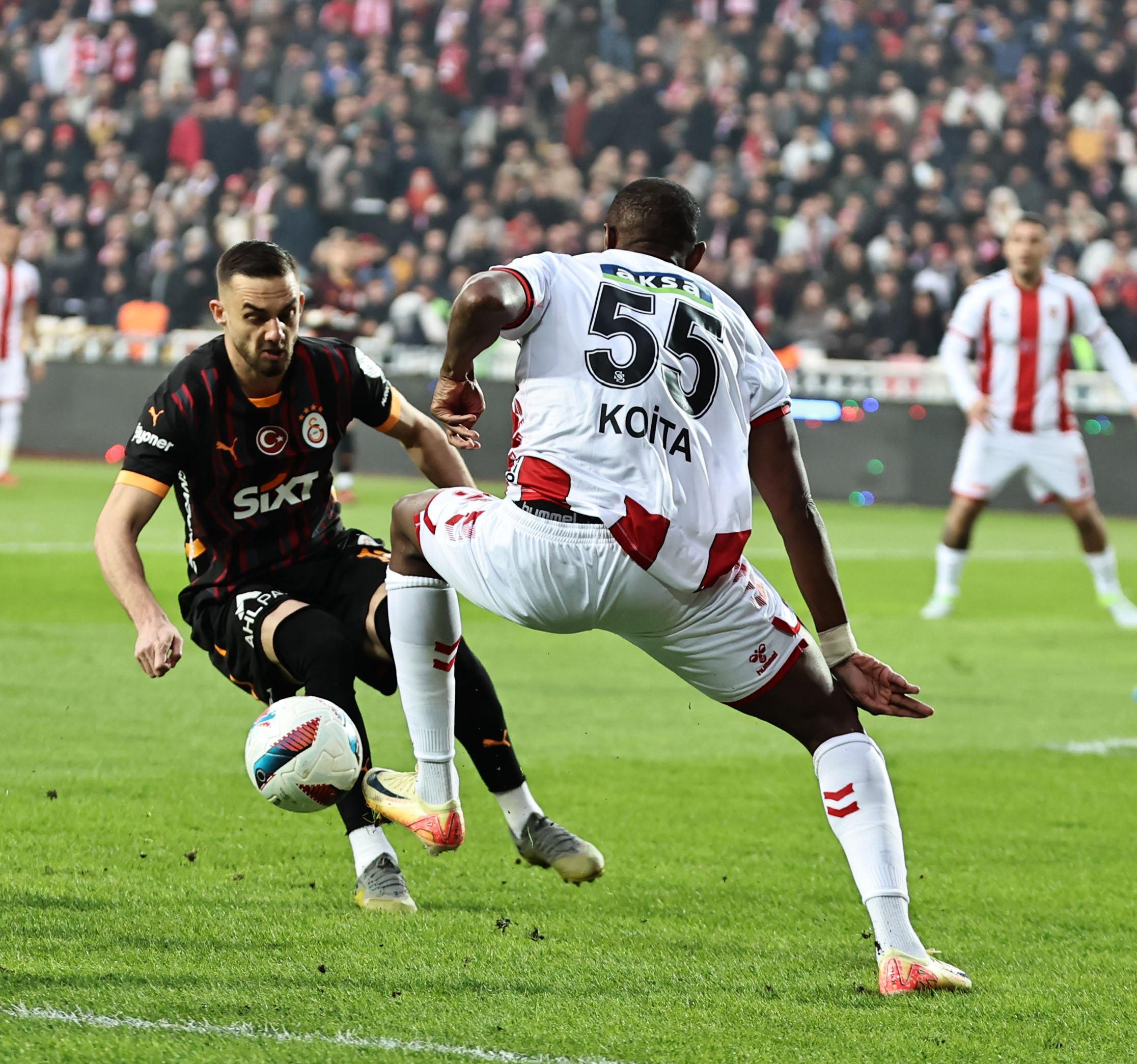 Rams Park’ta kritik maç!