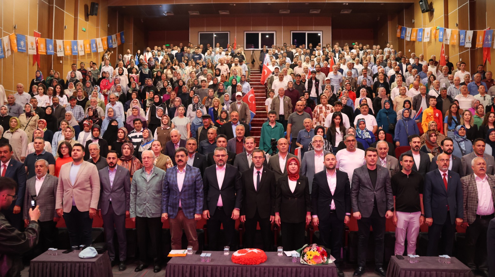 AK Parti Sivas'ta Yol Haritasını Belirledi