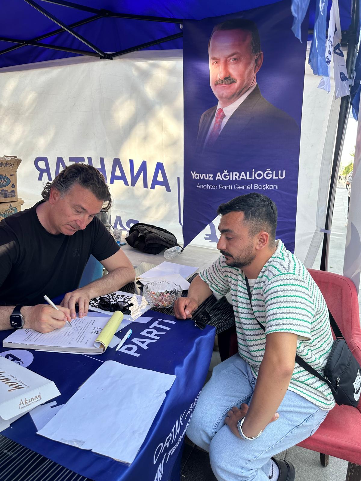 Sivas'ta Anahtar Parti'ye yoğun ilgi! 