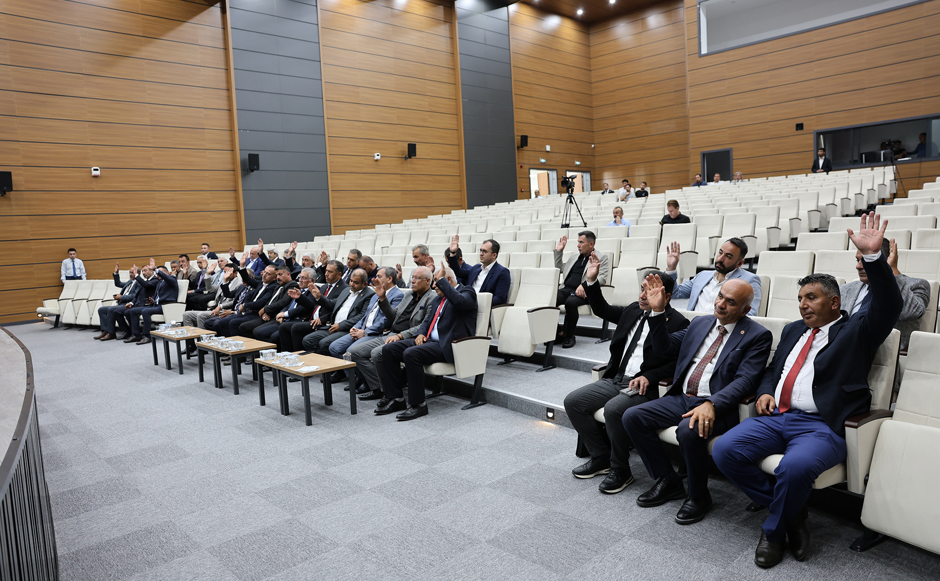 Meclis SBTÜ'de toplandı 