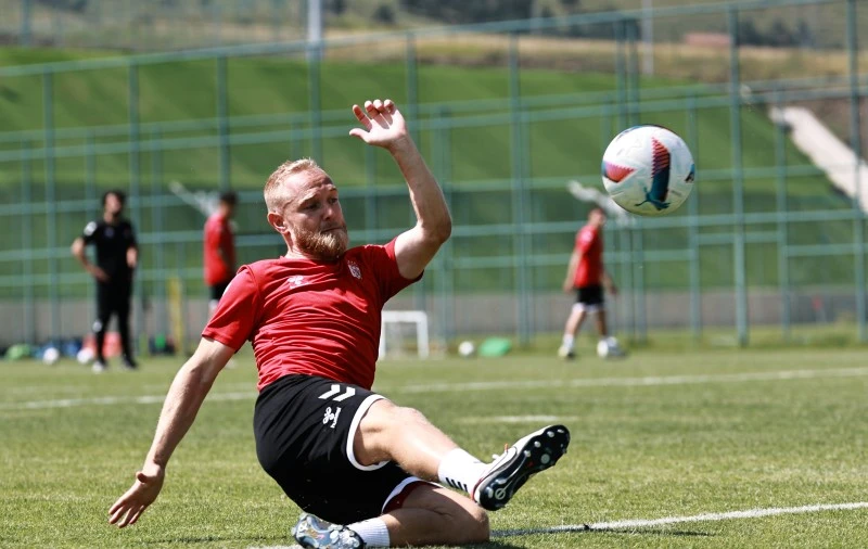 Sivasspor'da asistler Alex'ten! 