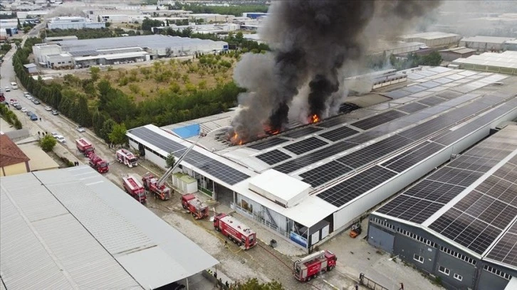 İki Tekstil Fabrikasında Yangın 