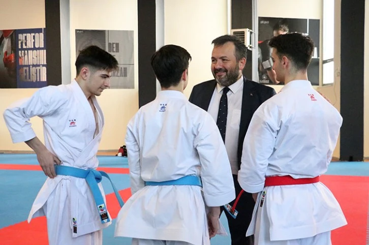 Karateciler Başarıları 2024'te de Sürdürmek İstiyor