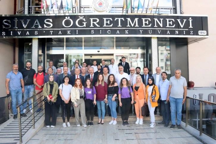 Sivas İl Milli Eğitim Müdürü Basın Mensuplarıyla Bir Araya Geldi 