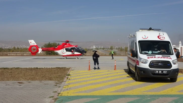 Sivas'ta Ambulans Helikopter Bebek için Havalandı