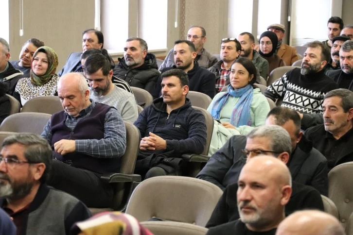 Sivas'ta Arıcılara 48 Saatlik Eğitim Verildi 