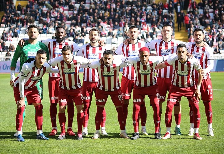 Sivasspor 2 Eksikle Hatay’a Gidiyor!
