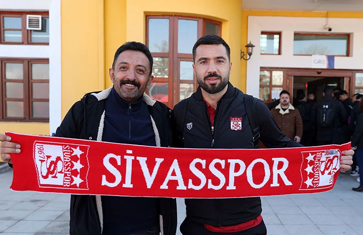 Sivasspor'un Yeni Transferi Maça Hazır 