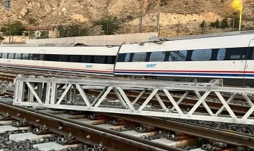 Ankara Valiliği  Tren Raylarının Vagondan Çıkmasıyla İlgili Açıklama Yaptı 