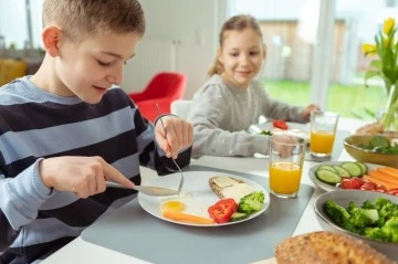 Çocukları Okula Kahvaltı Yapmadan Göndermeyin 