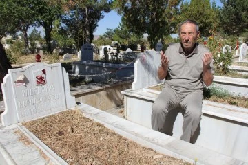 Çolak Selo Taraftarların Mezarlarını Tek Tek Gezdi 