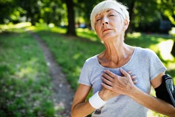 Eğer Bu Belirtiler Varsa 'Kırık Kalp Sendromu' Olabilir 