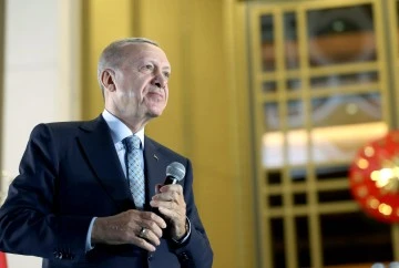 Erdoğan: ' Arkasında Sivas Olanın Sırtı Yere Gelmez' 