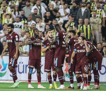 Fenerbahçe Kadıköy'de 'Fırtına'ya Takıldı 