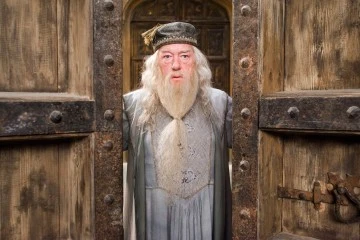 Harry Potter Hayranlarına Üzücü Haber, Dumbledore Vefat Etti 