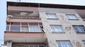 İstanbul'da Panik! Bina Acilen Boşaltıldı 