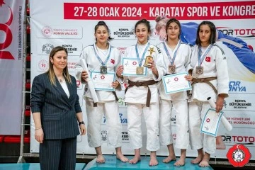 Judocular Sivas’a Madalyalarla Döndü