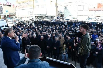 MHP'nin Sivas'taki Seçim Ofisi Açılışı Mitinge Dönüştü