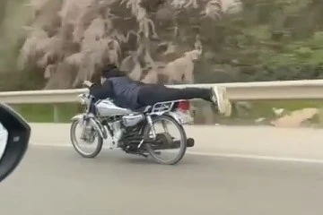 Motosikletin Tehlikeli Yolculuğu 