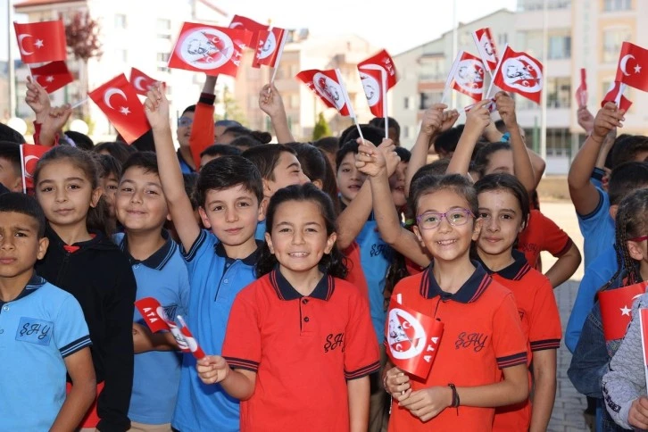 Öğrencilere 100. Yıl Müjdesi! Okullar Tatil