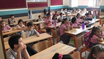 Okullarda Ara Tatil Sonrası İlk Ders zili Yarın Çalacak