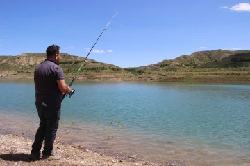 Kuruma Noktasına Gelmişti Şimdi Balık Avlanıyor