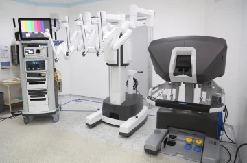 Sağlıkta Yeni Dönem: Ameliyatı Robotlar Yapacak 