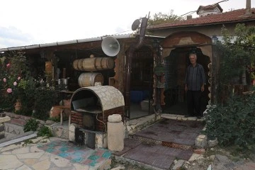 Sivas'ta Bu Odaya Giren Geçmişe Gidiyor 