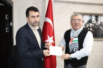 Sivas'ta 'Cennet Çiçekleri' Yarışmadan Kazandıkları Parayı Filistin'e Bağışladı!