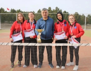 Sivas’ta Kort Tenisi Turnuvası Yapıldı