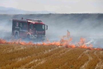 Sivas'ta Paniğe Neden Olan Yangın 