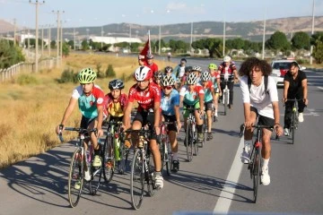Sivas'ta Pedallar Zafer Bayramı İçin Çevrildi 