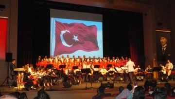Sivas'ta Türk Müziği Korosu Konser Verdi