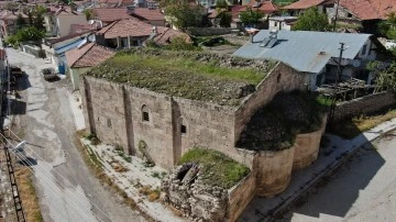 Sivas'taki 3 Asırlık Kilise Turizme Kazandırılmayı Bekliyor