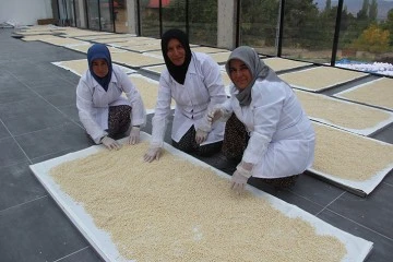 Sivas'taki Bu Tesiste Çalışanların Hepsi Kadın 
