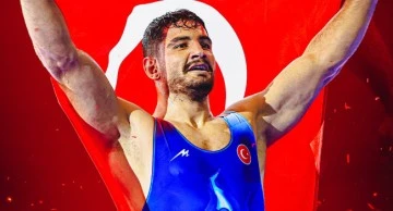 Sivaslı Sporcu Taha Akgül Avrupa Şampiyonu!