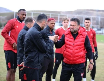 Sivasspor, Adana Demirspor Maçının Hazırlıklarına Başladı