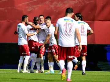 Sivasspor İlk Yarıyı Önde Kapattı 