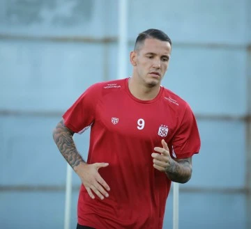 Sivasspor'un Yıldız Transferi Henüz Hazır Değil 