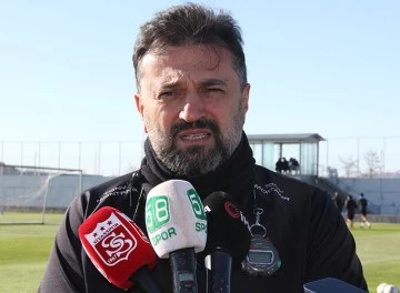 SON DAKİKA: Teknik Direktör Bülent Uygun Açıkladı: Sivasspor'da O İsim Ayrılıyor! 