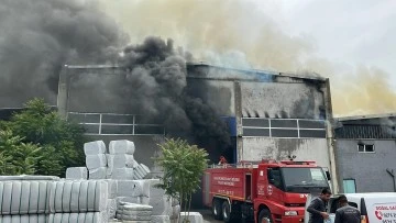Tekstil Fabrikasında Yangın Çıktı! 