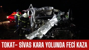 Tokat- Sivas Kara Yolunda Feci Kaza 