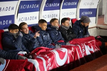 Trabzonlu Futbolcular Soğuktan Dondu!