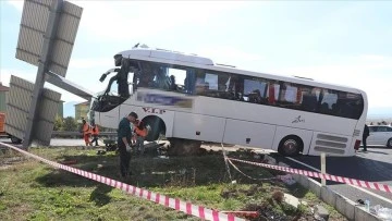 Turistlerin Karıştığı Kazada Ölü Sayısı 3'e Çıktı 